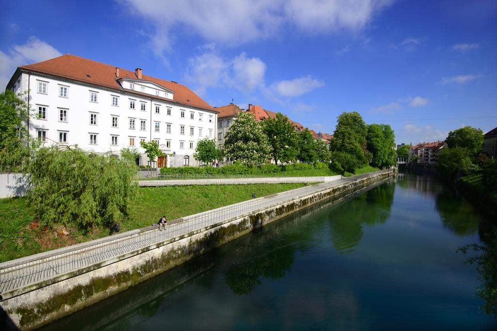 Galeria River Ljubljana Ngoại thất bức ảnh
