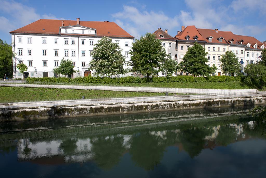 Galeria River Ljubljana Ngoại thất bức ảnh